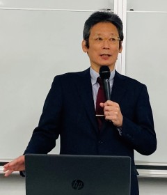 橘副学長