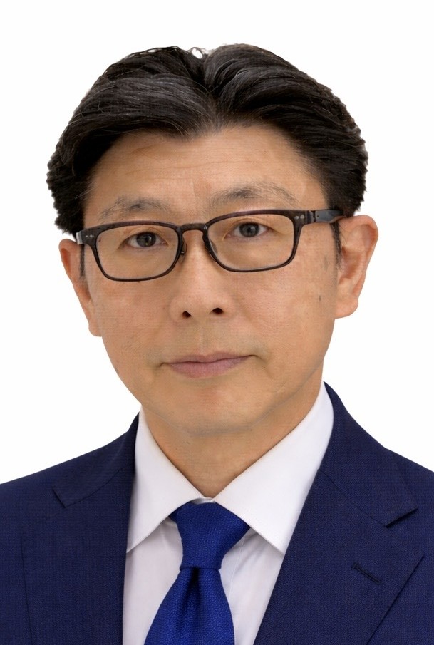 輕部義久の写真